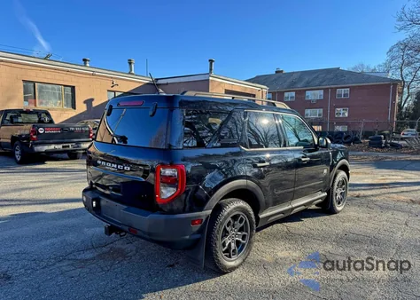 2021 Ford Bronco Sport Big Bend z USA, uszkodzony, nr VIN 3FMCR9B60MRA08514